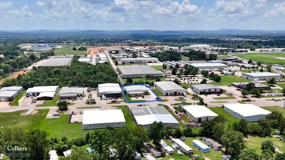 1207 Esi Dr, Springdale, AR à louer - Photo de l’immeuble – Image 3 sur 6