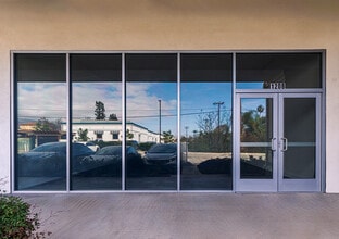 1202-1212 Huntington Dr, Duarte, CA à louer Photo intérieure– Image 2 sur 11