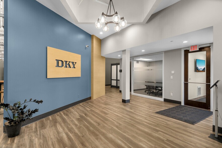 4950 W 78th St, Bloomington, MN à vendre - Photo de l’immeuble – Image 3 sur 28