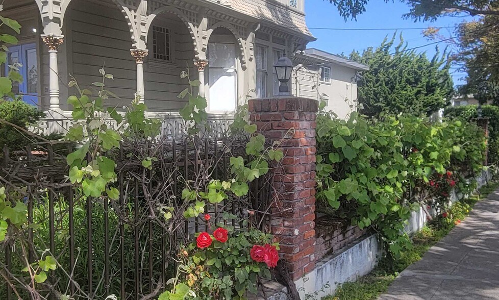 835 Channing Way, Berkeley, CA à vendre - Photo de l’immeuble – Image 3 sur 5
