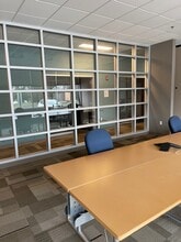 400 Davis Dr, Plymouth Meeting, PA à louer Photo intérieure– Image 1 sur 7