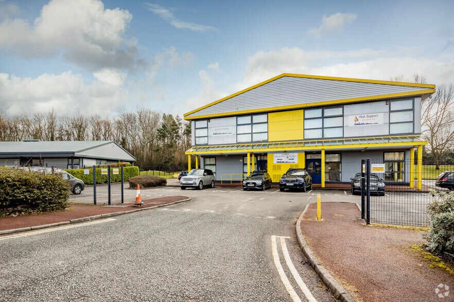 18 Faraday Rd, Liverpool à louer - Photo de l’immeuble – Image 3 sur 3