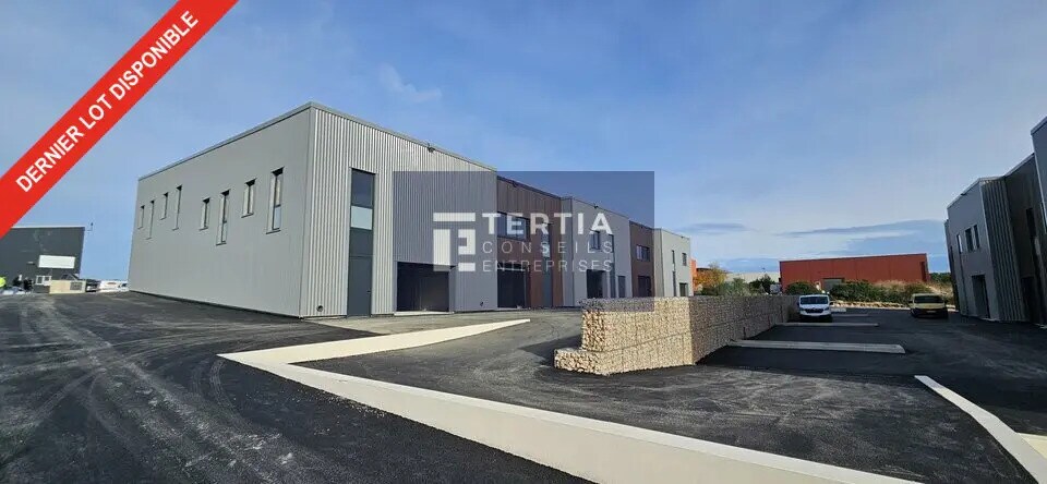 Local d'activités dans Vailhauquès à vendre Photo de l’immeuble– Image 1 sur 10