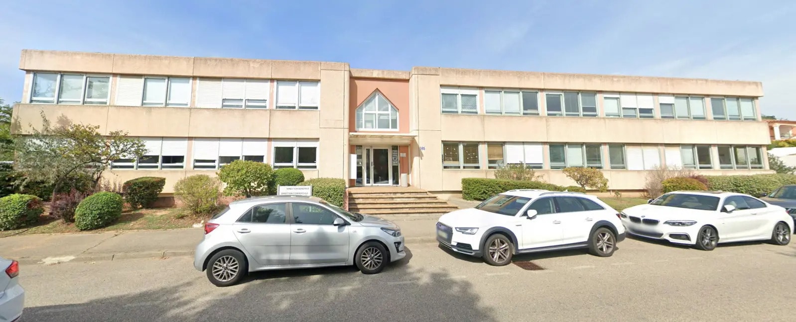 595 Route De La Seds, Vitrolles à louer Photo de l’immeuble– Image 1 sur 5