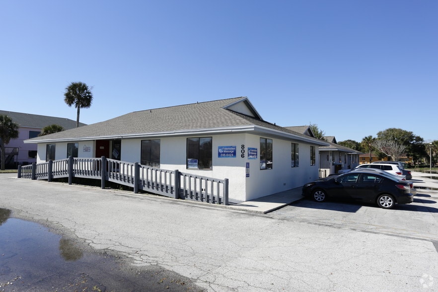 806 3rd St, Neptune Beach, FL à vendre - Photo de l’immeuble – Image 2 sur 11