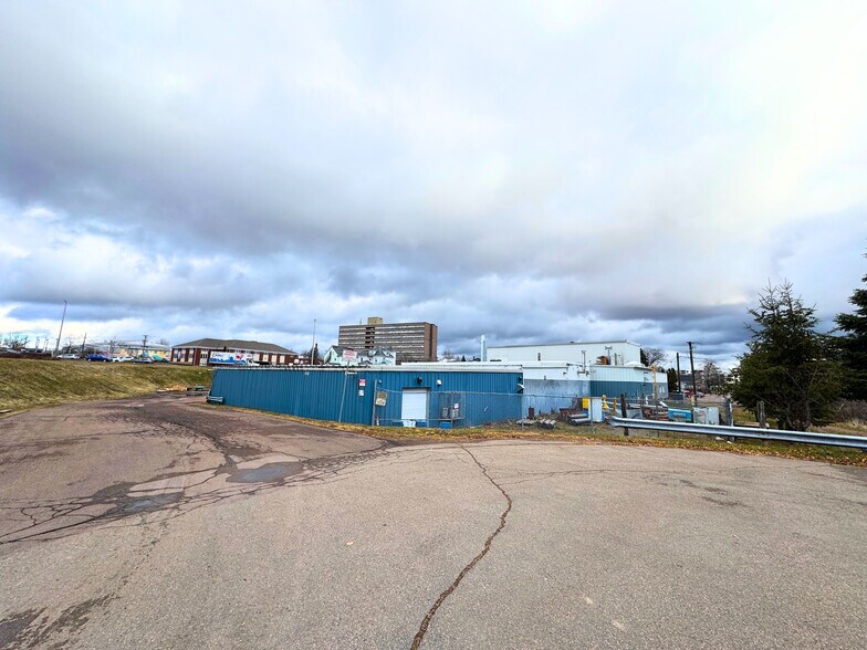 80 Enterprise St, Moncton, NB à vendre - Photo de l’immeuble – Image 2 sur 4
