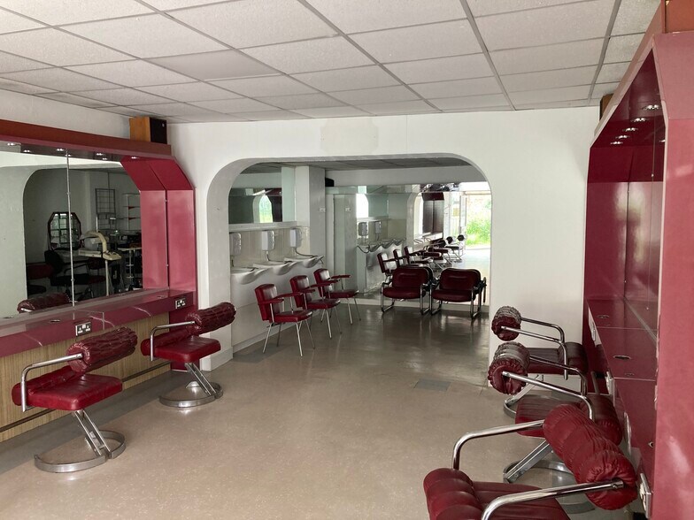 4 Burns Statue Sq, Ayr à vendre - Photo de l’immeuble – Image 3 sur 11