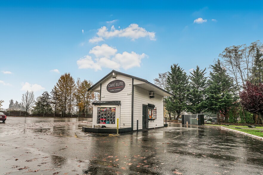 7214 Bridgeport Way W, Lakewood, WA à vendre - Photo de l’immeuble – Image 1 sur 13