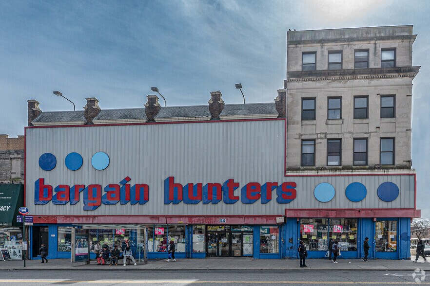 1526 Pitkin Ave, Brooklyn, NY à vendre - Photo de l’immeuble – Image 2 sur 6