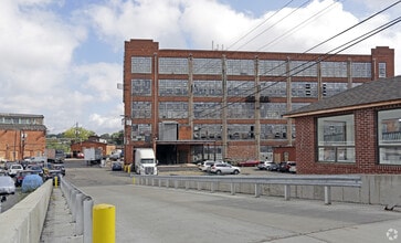 90 Dayton Ave, Passaic, NJ à louer Photo de l’immeuble– Image 1 sur 7
