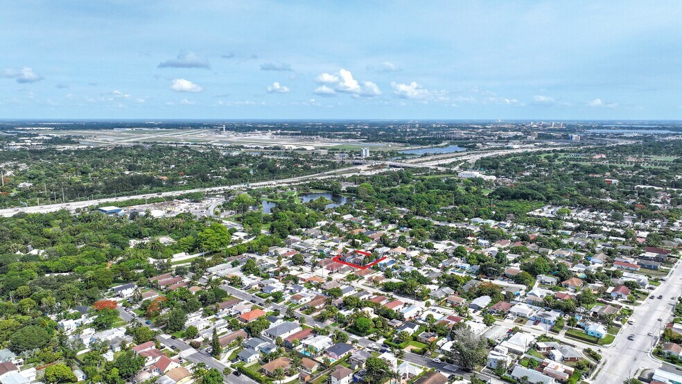 1000 W Lakewood Rd, West Palm Beach, FL à vendre - Photo de l’immeuble – Image 3 sur 15
