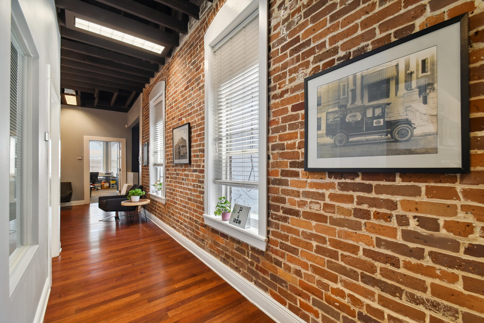 1814 N 15th St, Tampa, FL à vendre Photo intérieure– Image 1 sur 7