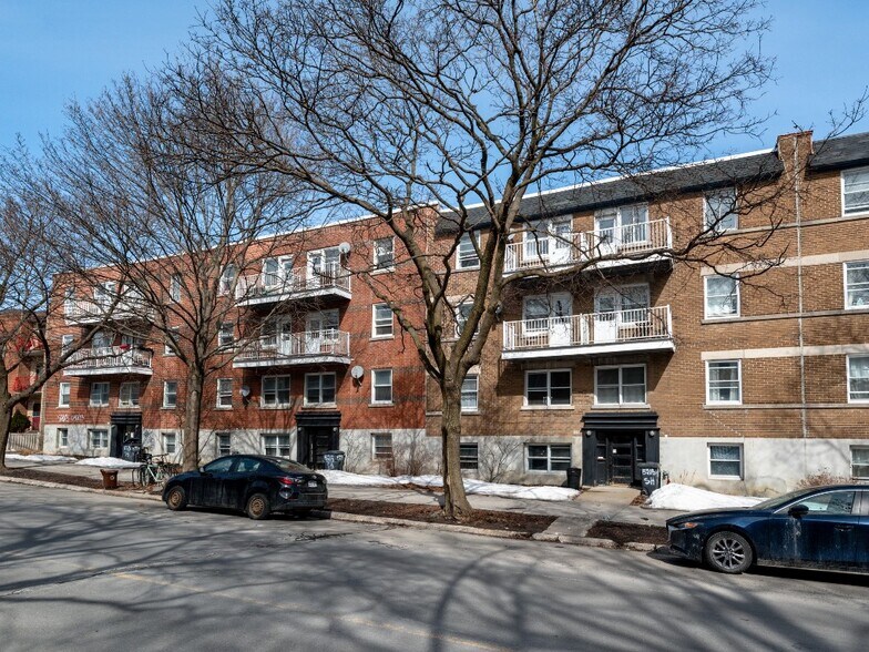 5205 5225 Rue, Longueuil, QC à vendre - Photo de l’immeuble – Image 2 sur 15