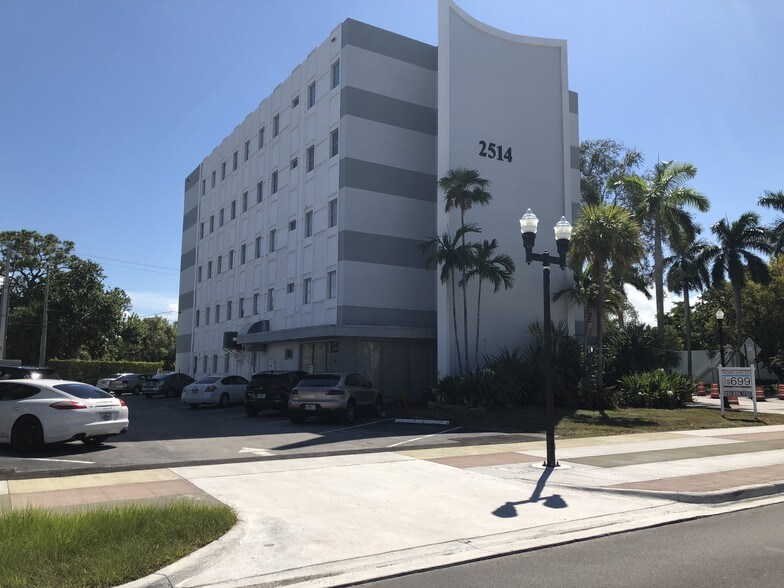 2514 Hollywood Blvd, Hollywood, FL à louer - Autre – Image 2 sur 11