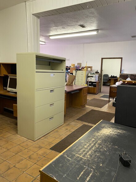 1118 National Ave, Las Vegas, NM à vendre - Photo intérieure – Image 3 sur 15