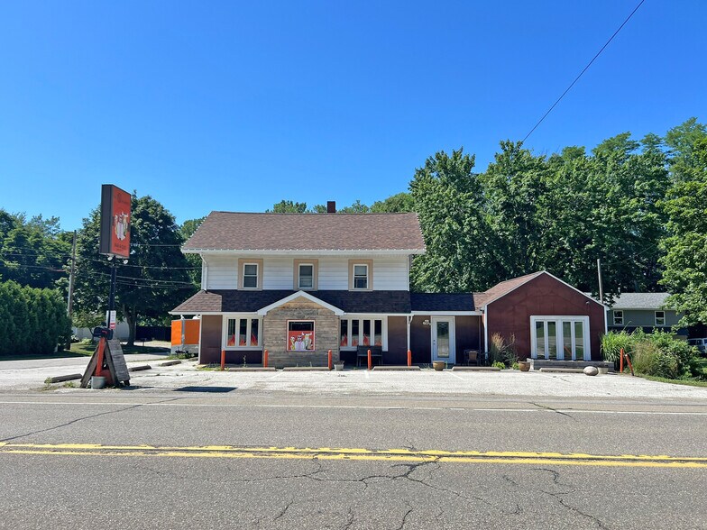6990 W Lake Rd, Fairview, PA à vendre - Photo de l’immeuble – Image 1 sur 51
