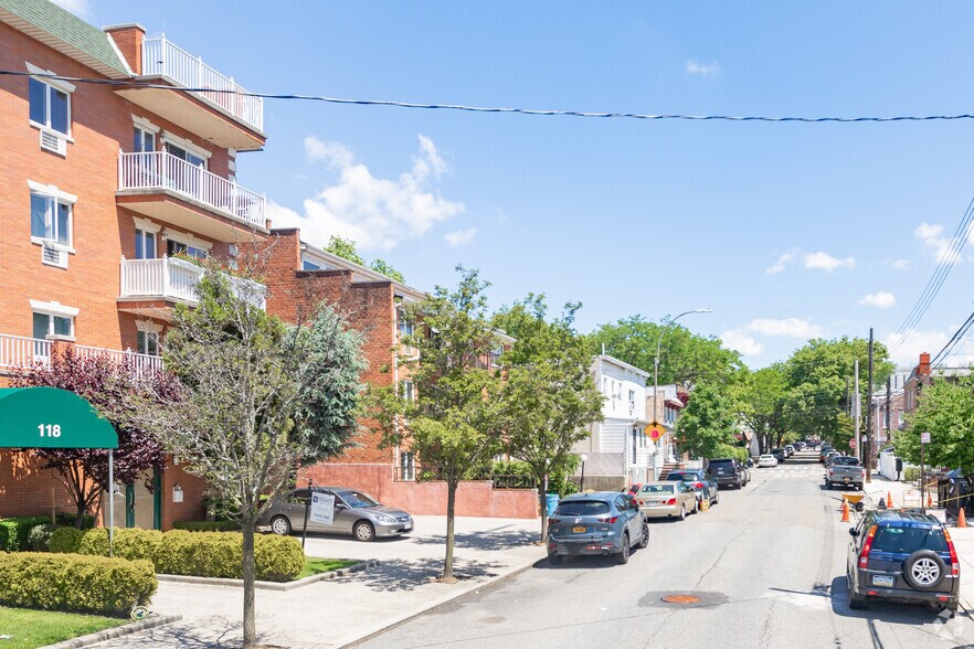 118 Battery Ave, Brooklyn, NY à vendre - Photo de l’immeuble – Image 3 sur 5