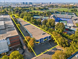 Plus de détails pour 403-409 Rue Saint-Roch, Montréal, QC - Industriel/Logistique à louer