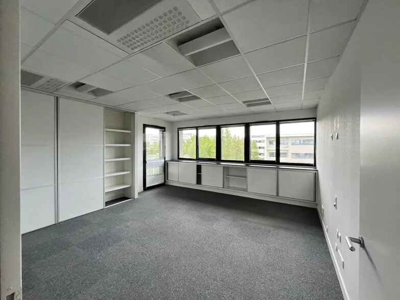 Bureau dans Rennes à vendre - Photo de l’immeuble – Image 3 sur 4