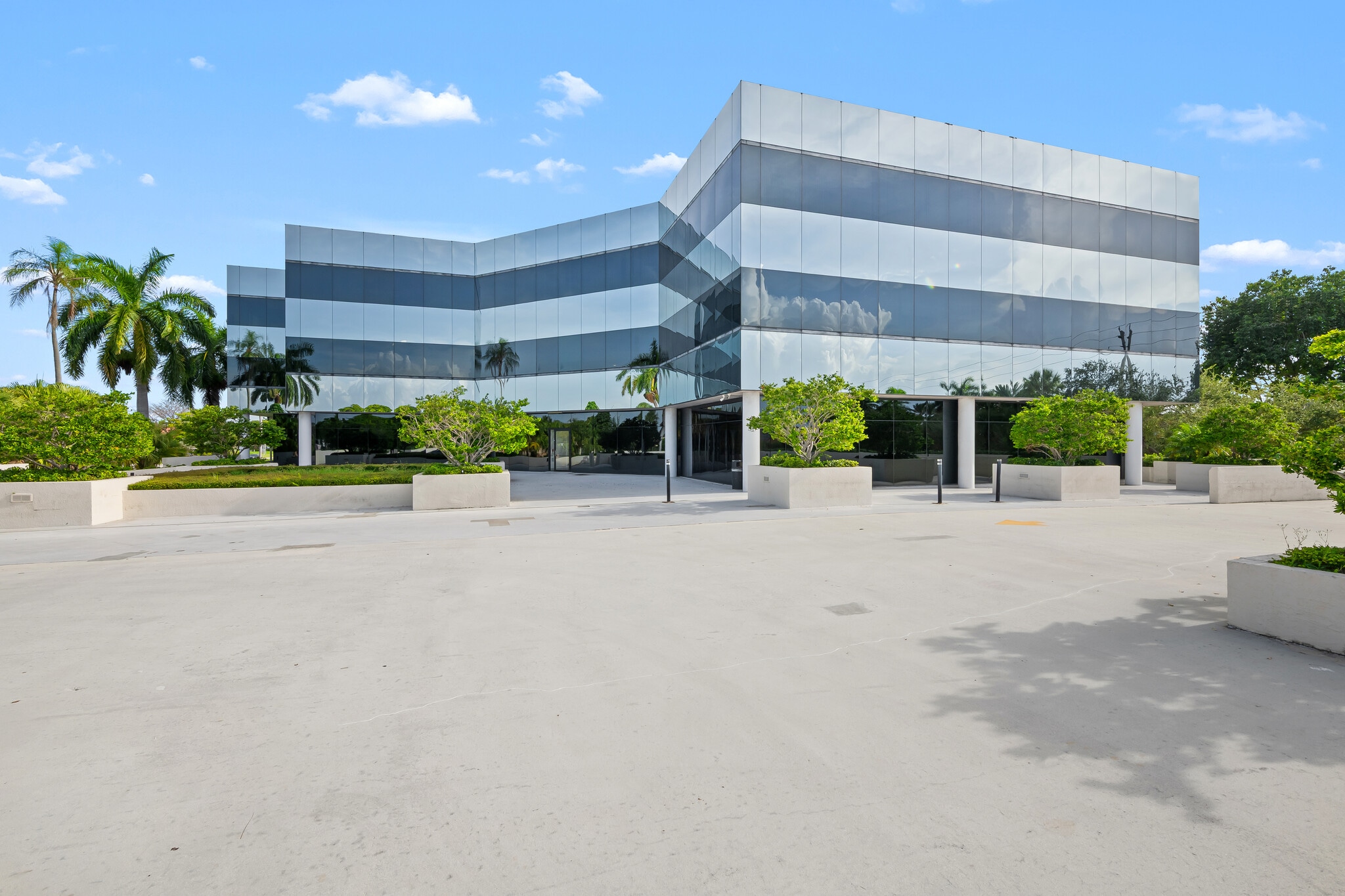 4800 N Federal Hwy, Boca Raton, FL à vendre Photo de l’immeuble– Image 1 sur 19