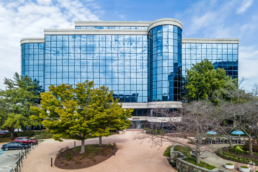 6404 Ivy Ln, Greenbelt, MD à louer - Photo de l’immeuble – Image 1 sur 41