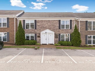 Plus de détails pour 109 Holiday Ct, Franklin, TN - Bureau à vendre