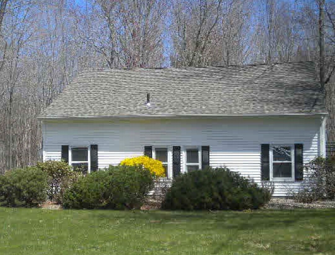 22 Professional Park Rd, Storrs Mansfield, CT à louer Photo de l’immeuble– Image 1 sur 3