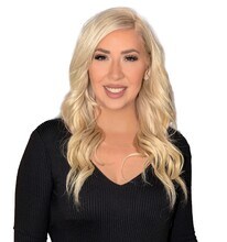 Minerva Flores