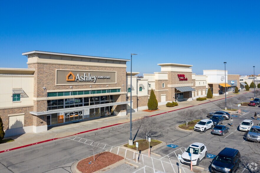 9110 N 121st Ave E, Owasso, OK à louer - Photo de l’immeuble – Image 1 sur 24