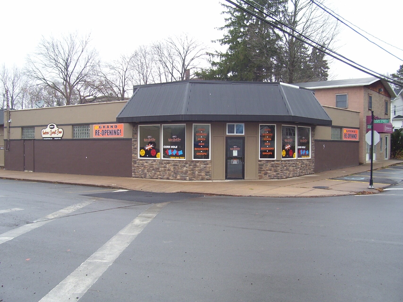 60 State St, Phoenix, NY à louer Photo de l’immeuble– Image 1 sur 3