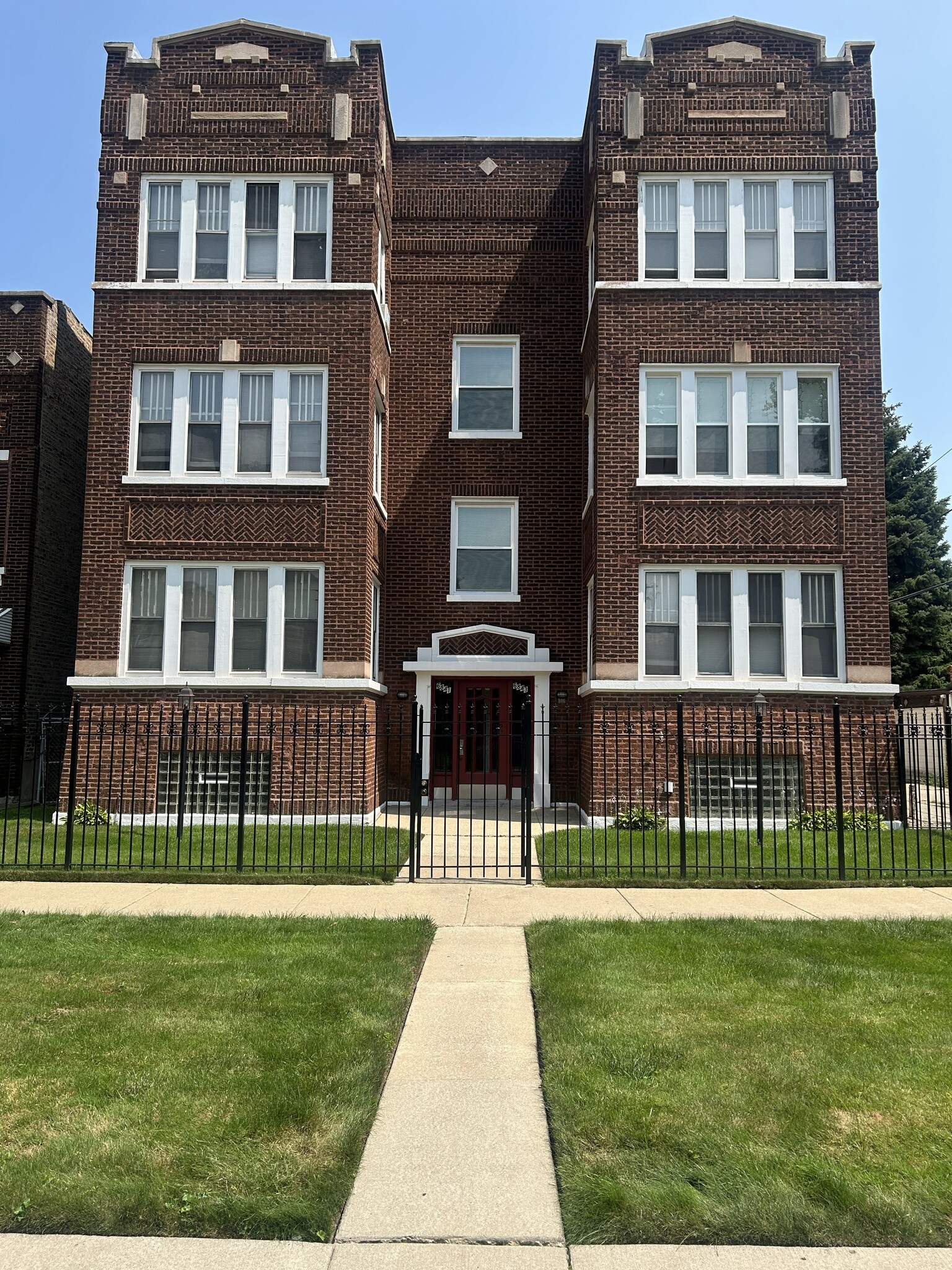 6841 S Dante Ave, Chicago, IL à vendre Photo principale– Image 1 sur 15