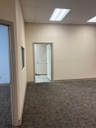 Plus de détails pour 42402-42442 10th St W, Lancaster, CA - Bureau/Médical à louer
