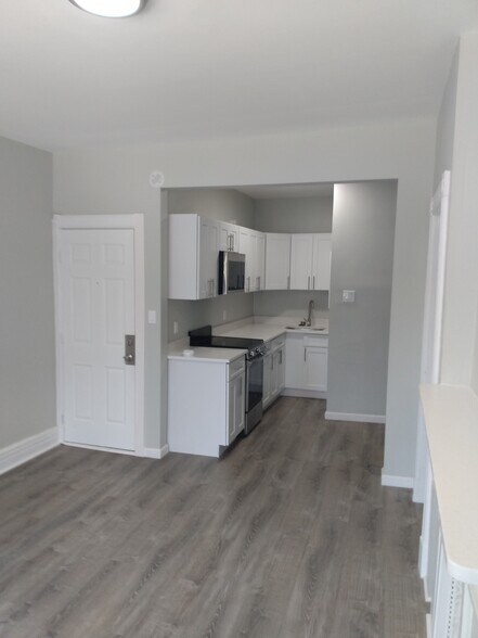 3-11 Elberon Pl, Albany, NY à vendre - Photo intérieure – Image 2 sur 11