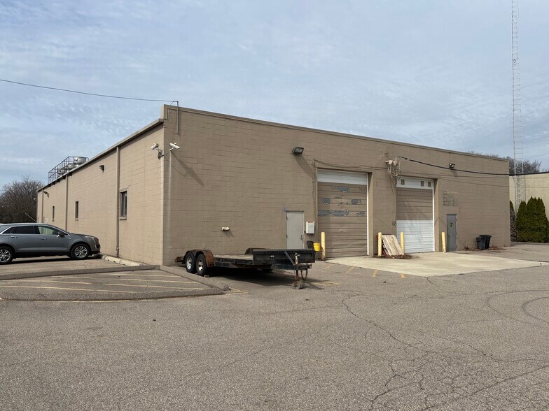 21444-21448 Bridge St, Southfield, MI à vendre - Photo de l’immeuble – Image 3 sur 3