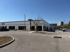 10770 N 46th, Tampa, FL à louer Photo intérieure– Image 2 sur 12