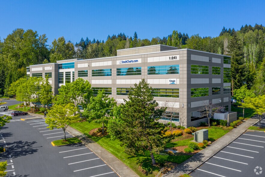 11241 Willows Rd NE, Redmond, WA à louer - Photo principale – Image 1 sur 5