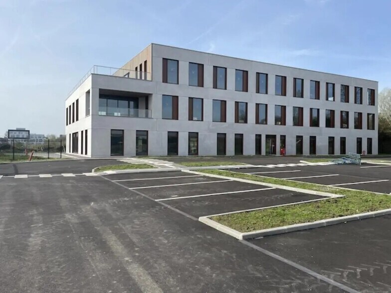 Bureau dans Anzin à louer - Photo de l’immeuble – Image 1 sur 15