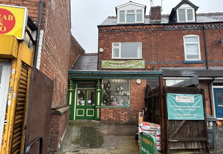 Plus de détails pour 68 Three Shires Oak Rd, Smethwick - Local commercial à vendre