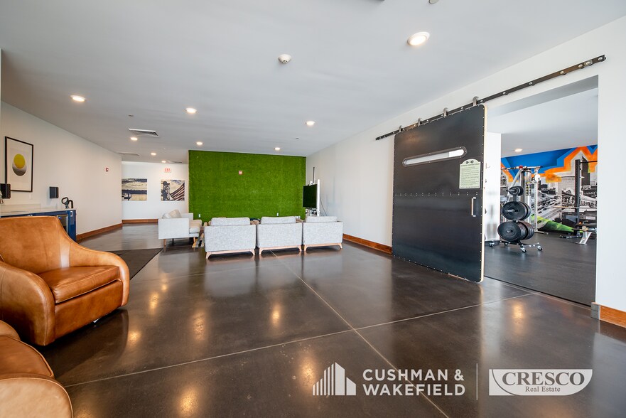 3219 Detroit Ave, Cleveland, OH à vendre - Photo intérieure – Image 3 sur 29