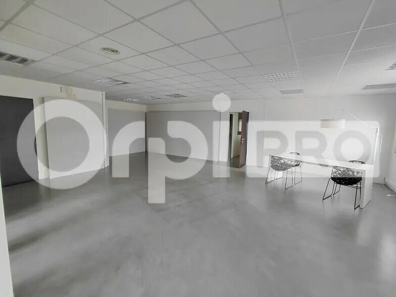 Bureau dans La Baule-Escoublac à louer - Photo intérieure – Image 1 sur 5