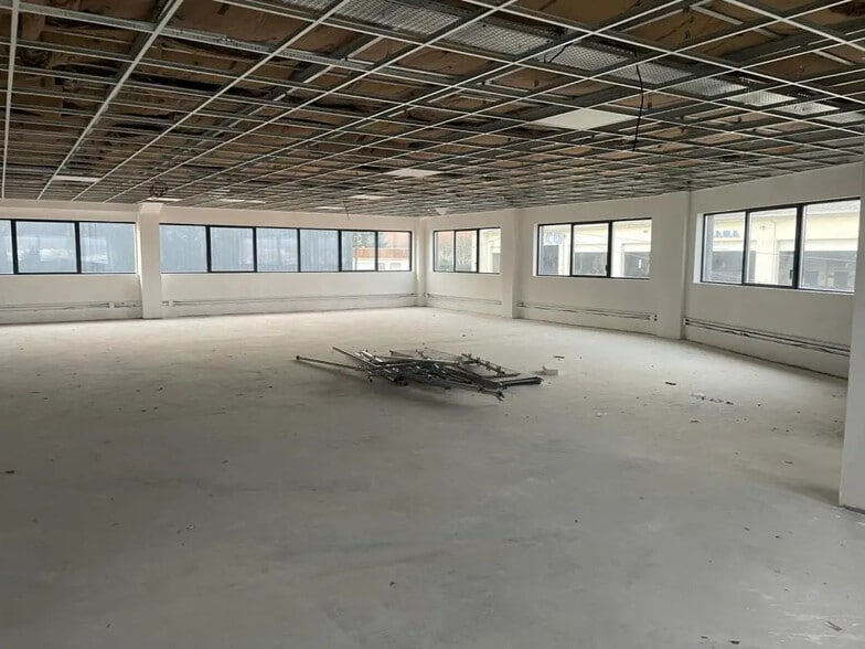 105 Rue Du Fort, Viriat à louer - Photo de l’immeuble – Image 2 sur 6