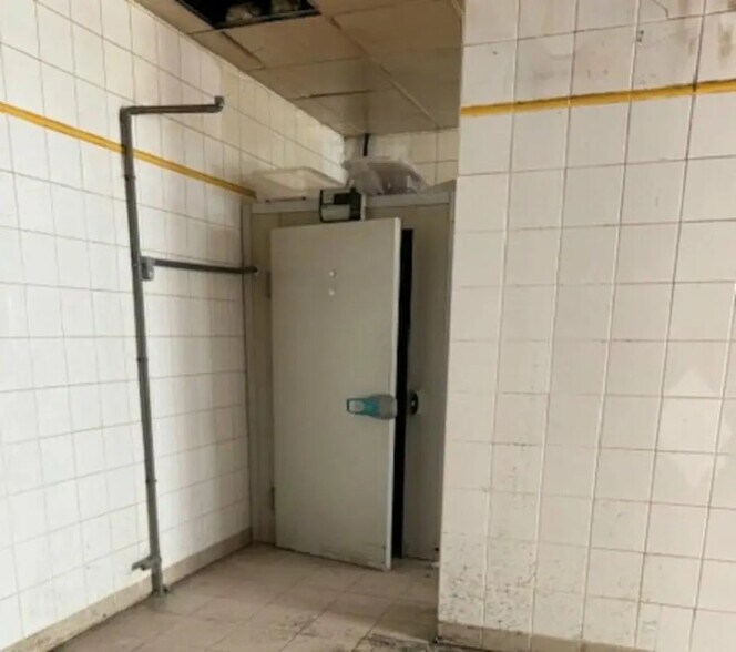 Local commercial dans Anse à vendre - Photo intérieure – Image 3 sur 4