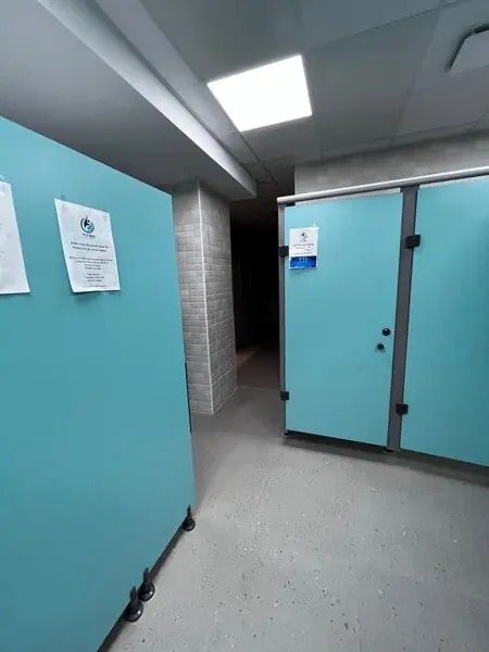 Plus de détails pour Local commercial à louer