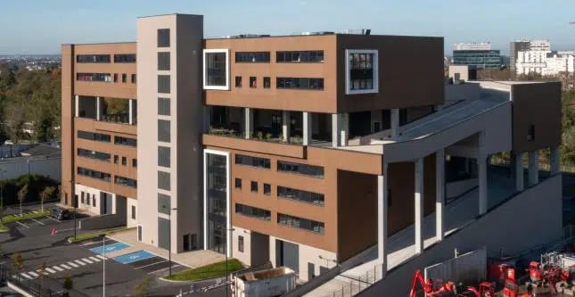 Plus de détails pour Industriel/Logistique à louer