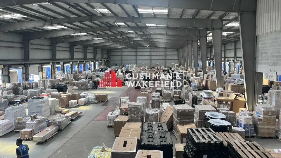 Industriel/Logistique dans Bruguières à louer - Photo de l’immeuble – Image 2 sur 11