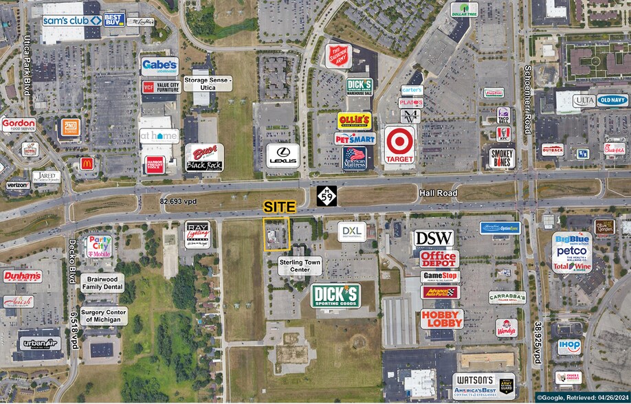12800 Hall Rd, Sterling Heights, MI à louer - Photo de l’immeuble – Image 2 sur 4
