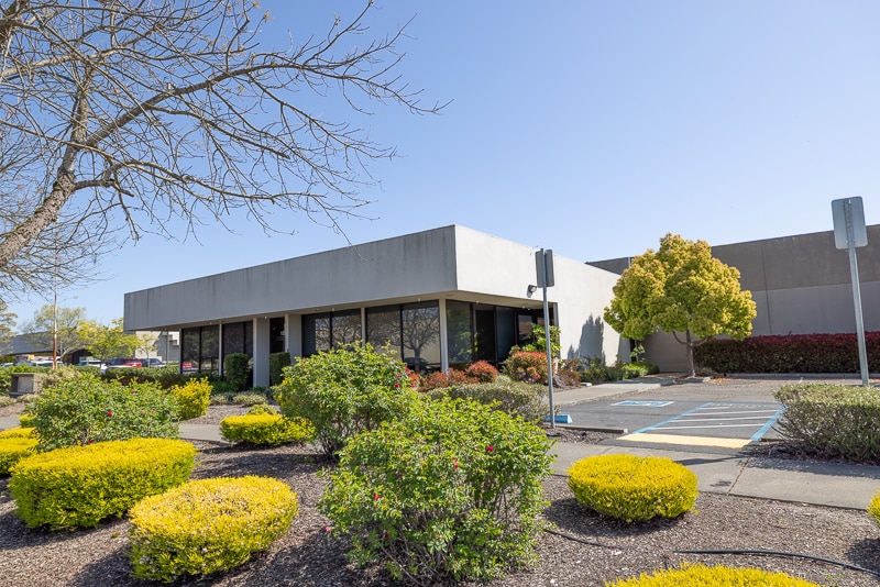 1234 Apollo Way, Santa Rosa, CA à louer Photo principale– Image 1 sur 19