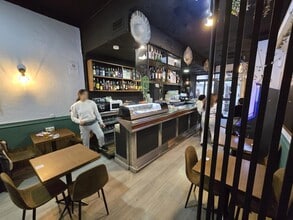 Local commercial dans Barcelone, Barcelona à louer Photo intérieure– Image 2 sur 10