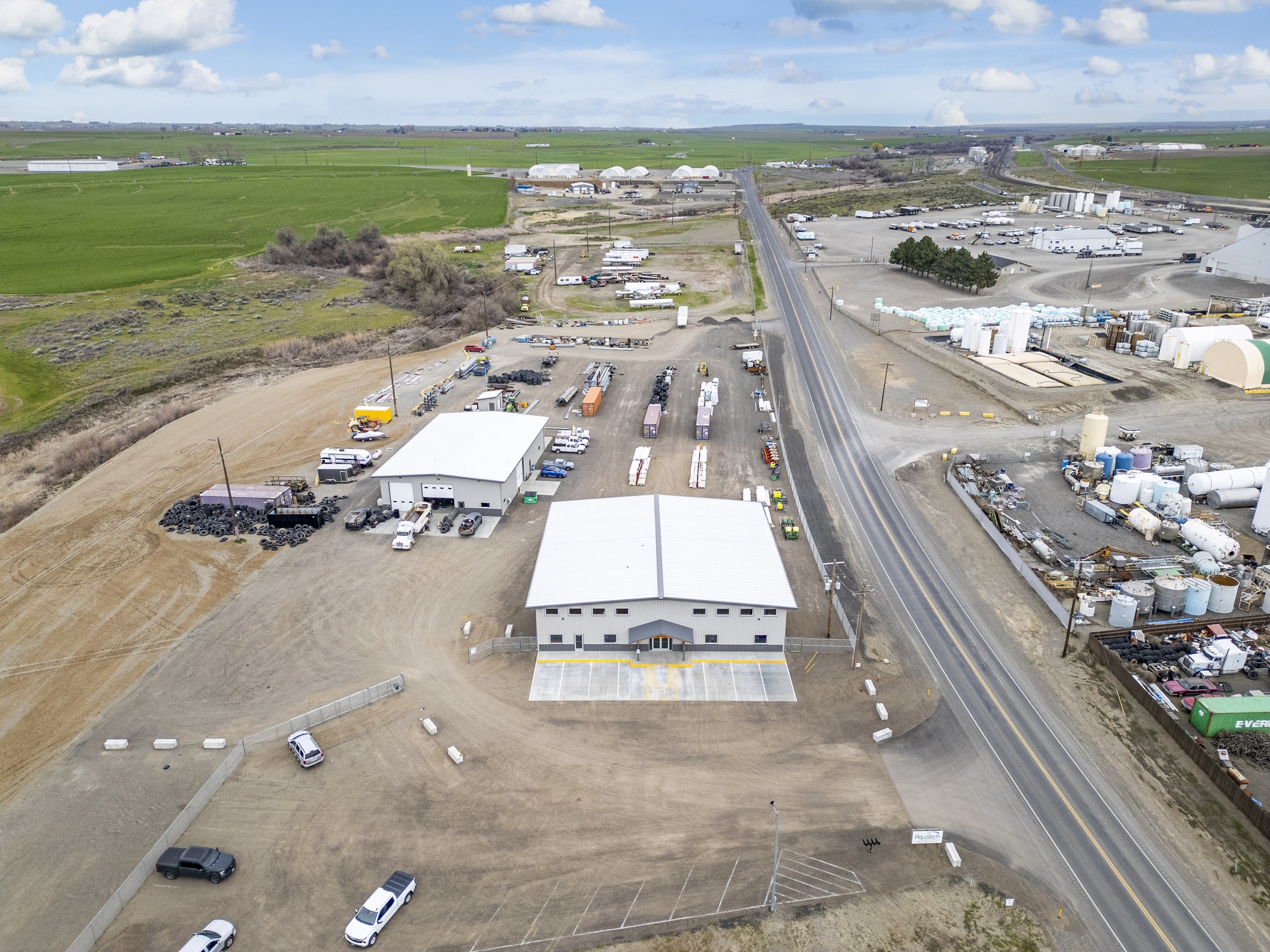 3251 N Glade Rd, Pasco, WA à louer Photo de l’immeuble– Image 1 sur 18