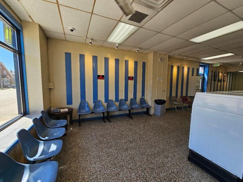 632 High St, Racine, WI à vendre - Photo de l’immeuble – Image 3 sur 13